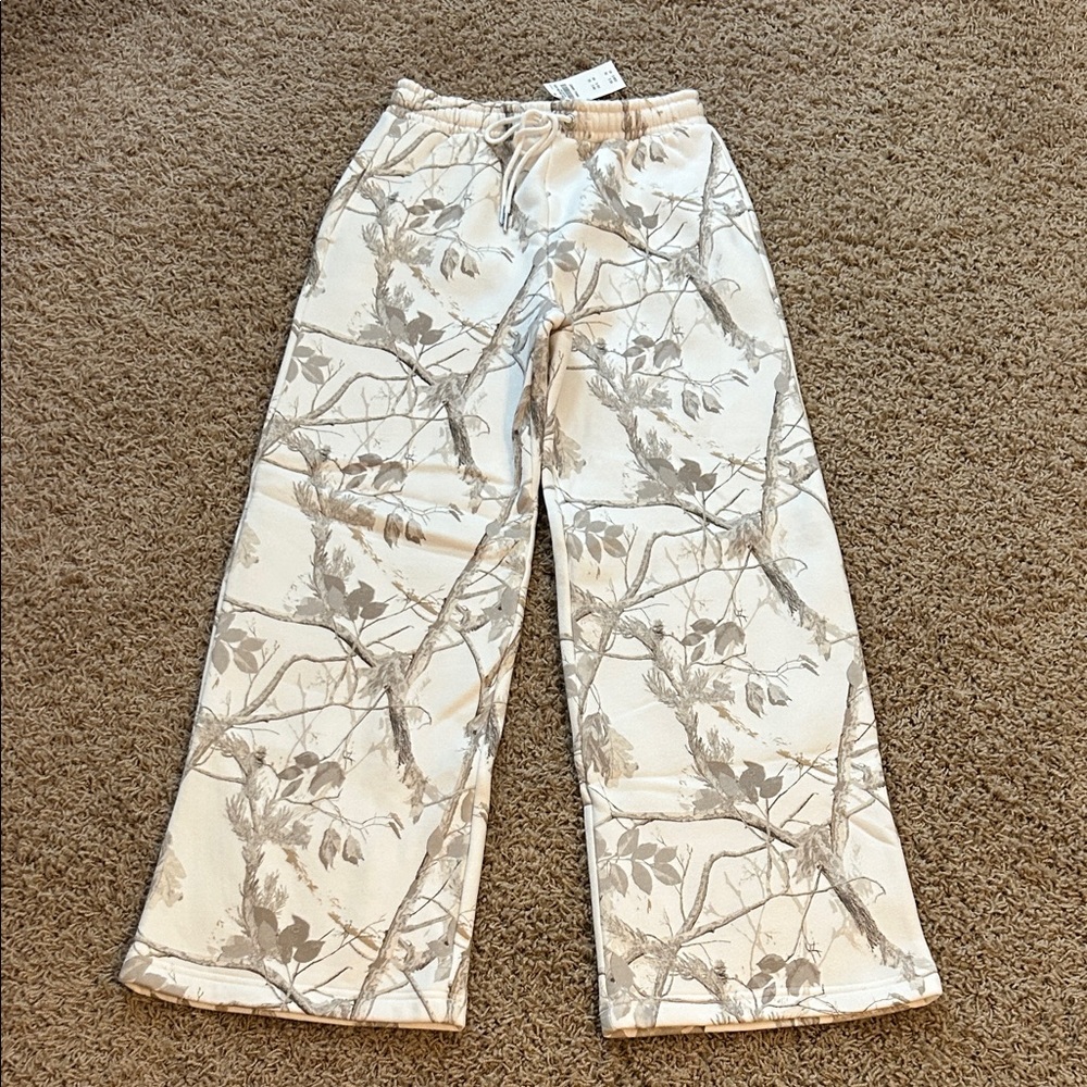 NWT Abercrombie & Fitch sweatpants